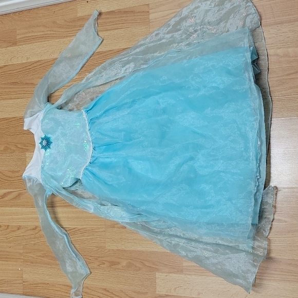 Disney Frozen Elsa dress costume size medium (7-8) - Picture 10 of 10